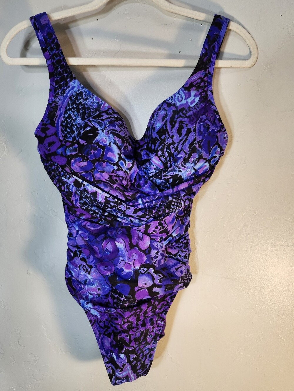 Miraclesuit Purple and Black Patterned Swim Top